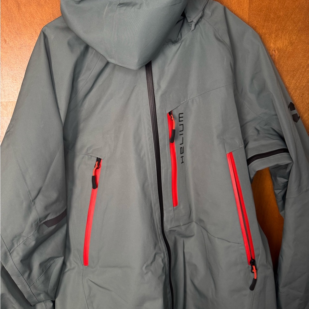 Helium Men's Performance Jacket - Charcoal with Red Zippers